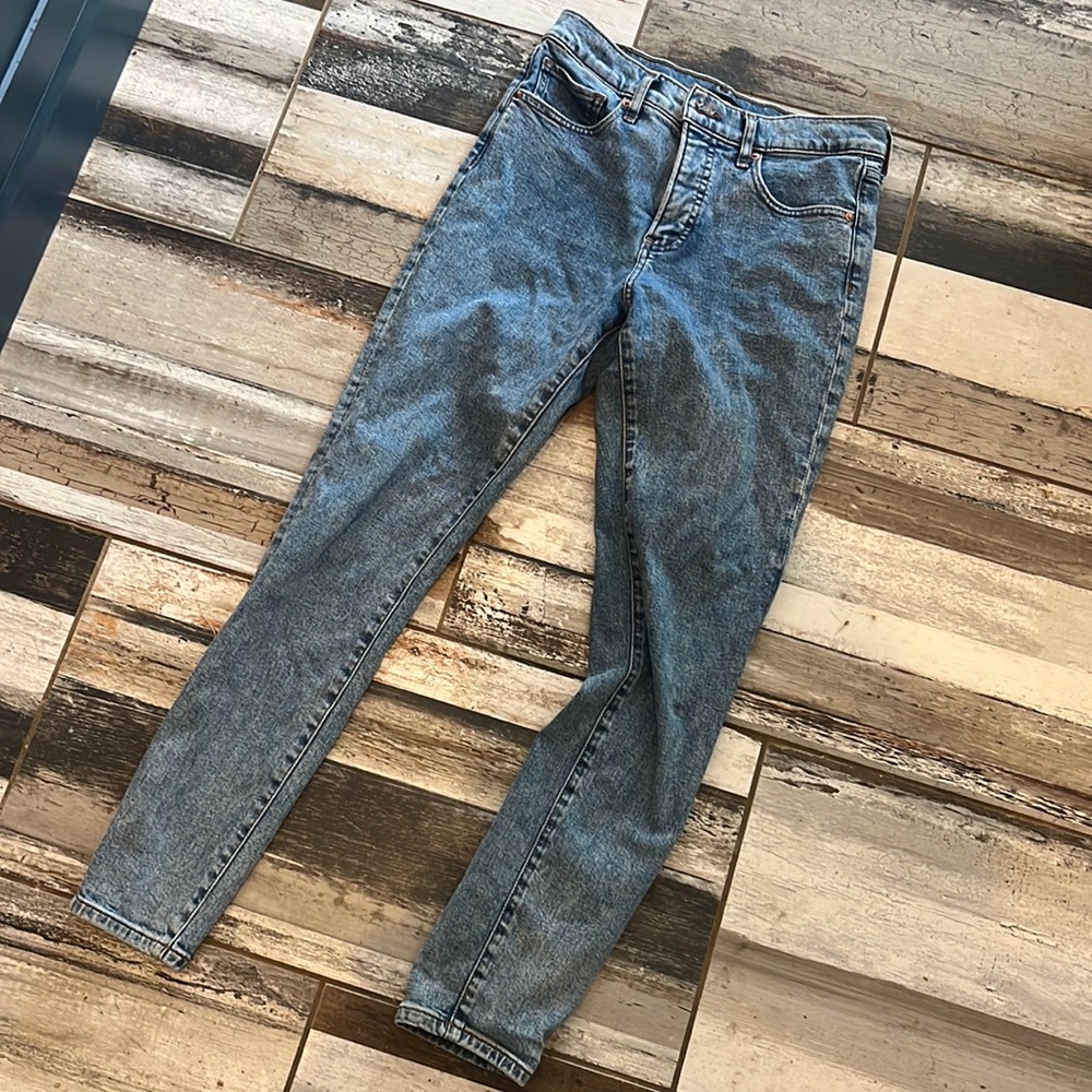 Express Light Wash Skinny Jeans